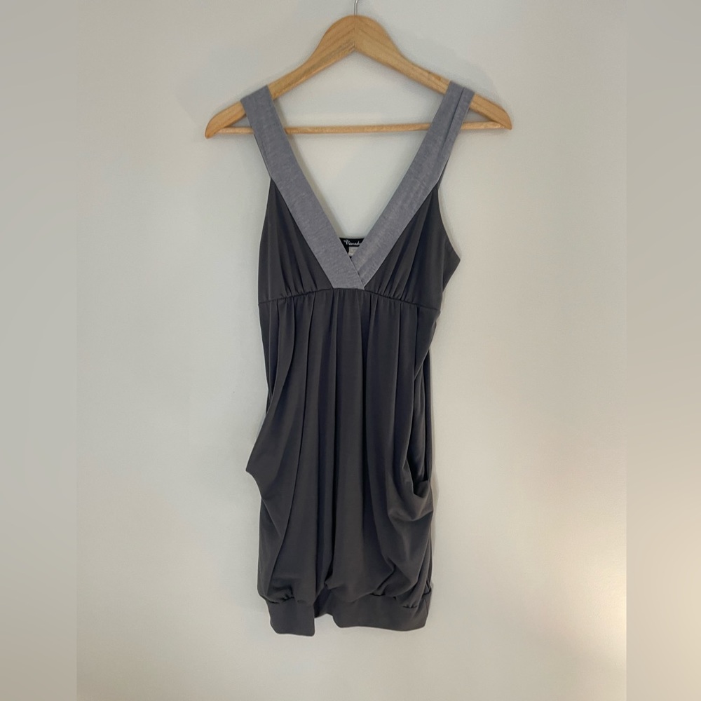 Primadonna grey dress with BIG slouchy pockets, medium